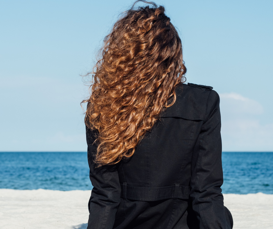 cheveux bouclés