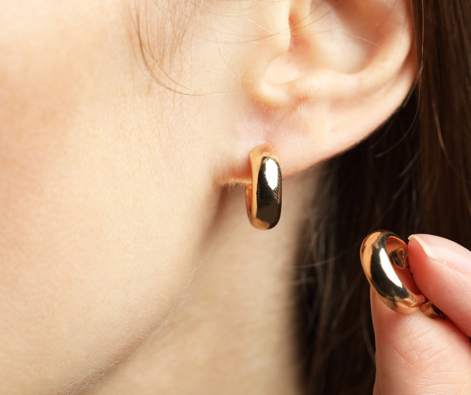 porter des boucles d'oreilles