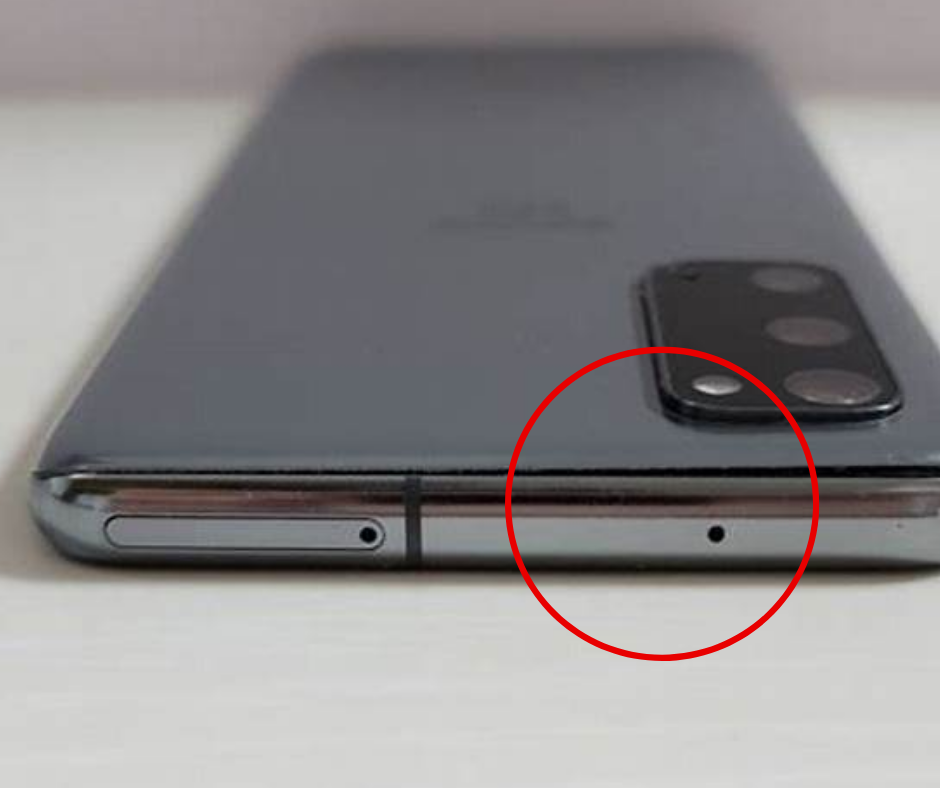 trou téléphone